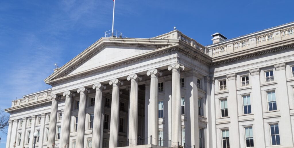 america's deficit Credit Downgrade Fuels New Challenges for U.S. Housing Market