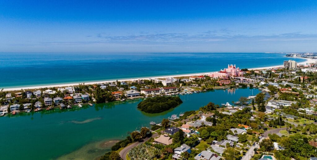 BiggerDeals Blog Block 1 e1744998194305 Top 10 Resilient Short-Term Rental Markets to Monitor During Economic Shifts