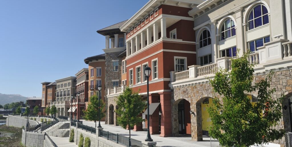 image1 1 Unpacking the Surge in Commercial Real Estate Delinquencies