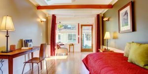 Mastering the Market: Why Savvy Short-Term Rental Investors Thrive