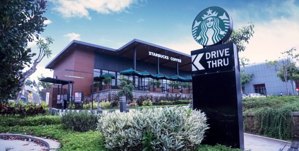 Declining Perks: The Hidden Real Estate Risk of Closing Starbucks Locations