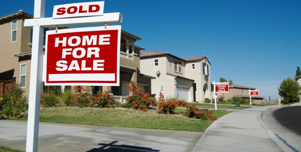 "The Growing Housing Market Divide: Predictions for a Wider Gap in 2024"