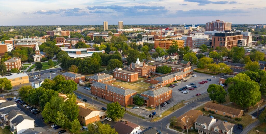 "America's Underwater Housing Markets: A Golden Opportunity for Savvy Investors"