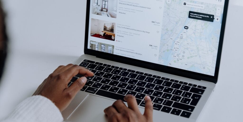 Airbnb Has Evolved&mdash;Here's How Investors Should Keep Up