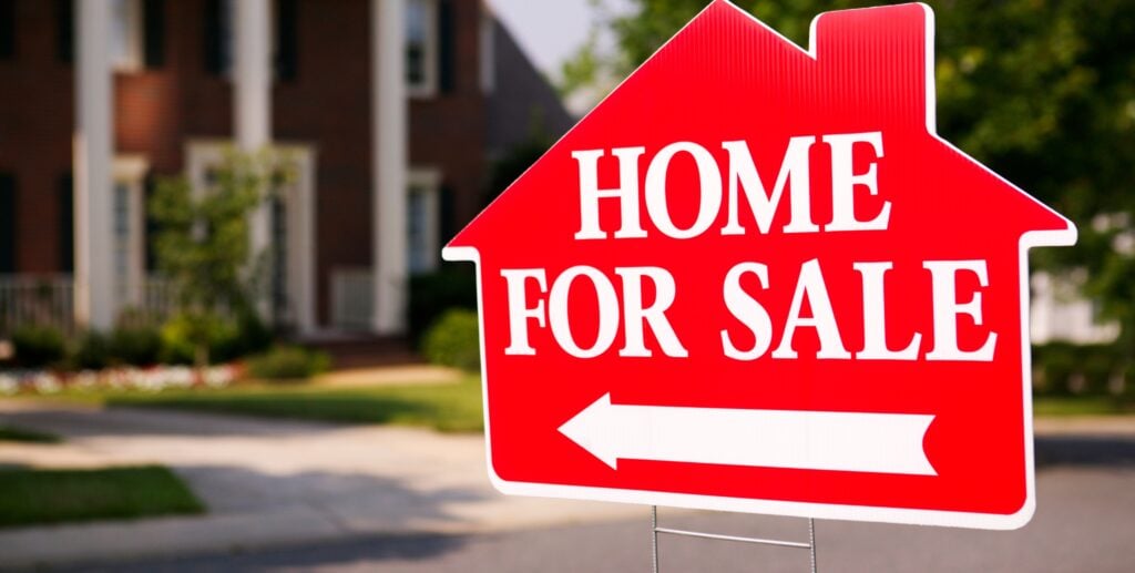 "Stale Listings" Dominate the Market as Sellers Struggle to Find Willing Buyers