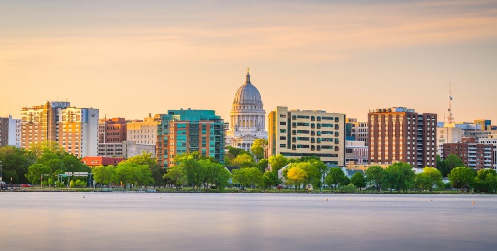 Redfin Ranks Several Midwest Neighborhoods as the Hottest Markets in the County&mdash;But Should You Invest There?