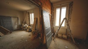 Home Depot, Lowe’s: remodeling idles as big projects lag